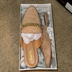 Qupid Taupe Mules NWOT